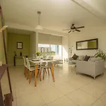 Liverte Condos- Downtown Apartments With Pool
