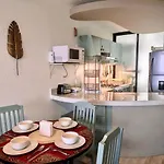 Oceanfront Condo Bm By Andiani Travel