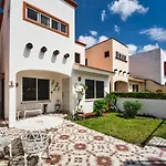 Tata & Nana\'S Home - 3Bdrm Private House