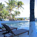 Beachfront Ph+Roof Garden, Ocean & Lagoon Views