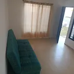Hermosa Casa A 15 Minutos Del Aeropueto De Cancun En Exclusivo Fraccionamiento Residencial