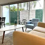 3Br Beautiful House With Pool Close To The Beach!