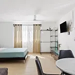 Estudio Con Cocina Equipada