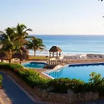 Acogedor Condo Con Vista Al Mar