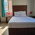 Amplio Departamento