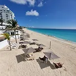 Ocean Front Studio 2C, New Listing