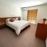 Beachside House In Hotel Zone With Bbq And Luxury Amenities