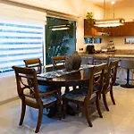 Hermosa Casa En Cancun Con Alberca Privada