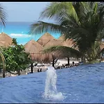 Luxury Ocean Front With Activities & Entertainment