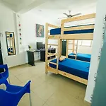 The Mermaid Hostel Beach (Adults Only)