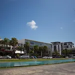 3Br Apt With Pool
