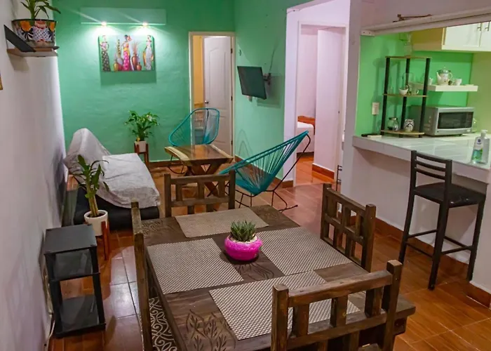 Siga\'S House Cancun Centro