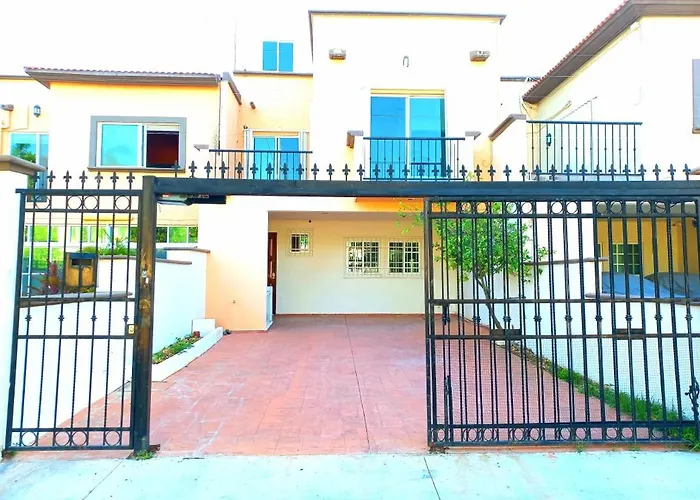 Casa Zen para 20 Personas 5 Habitaciones en el Centro de Cancún