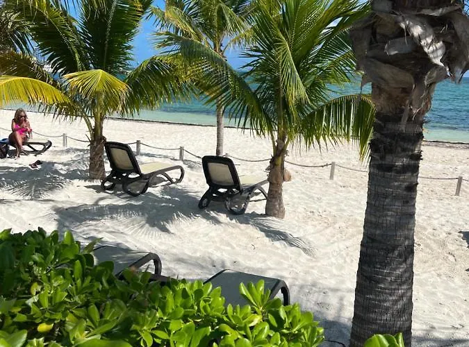Beachfront Loft Amara Cancun