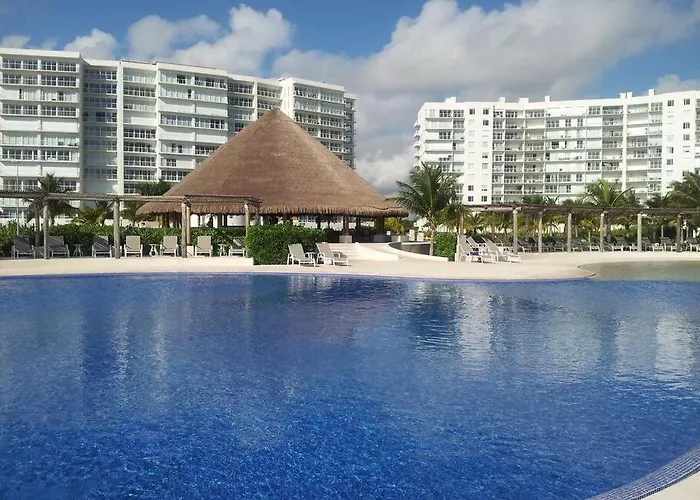 Punta Me Luxury Apartments Ocean View & Beach Front In Amara Cancun