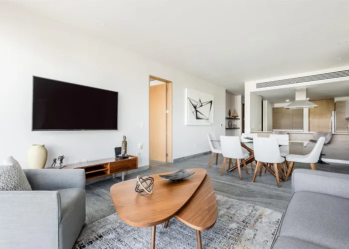 Luxury Condo Of 4 Bedrooms