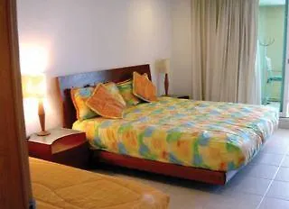 Condominios Maralago