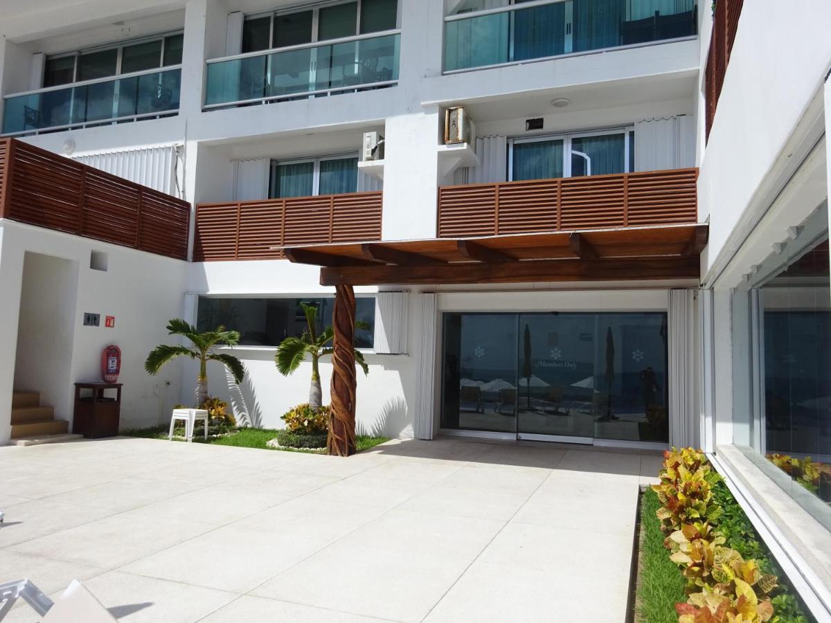 Ocean Front, Amazing Views *