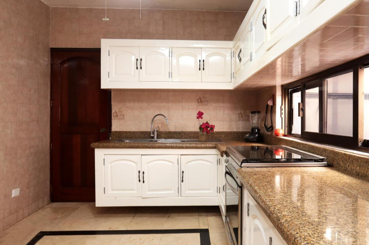 Colibri House Bed and breakfast Cancún