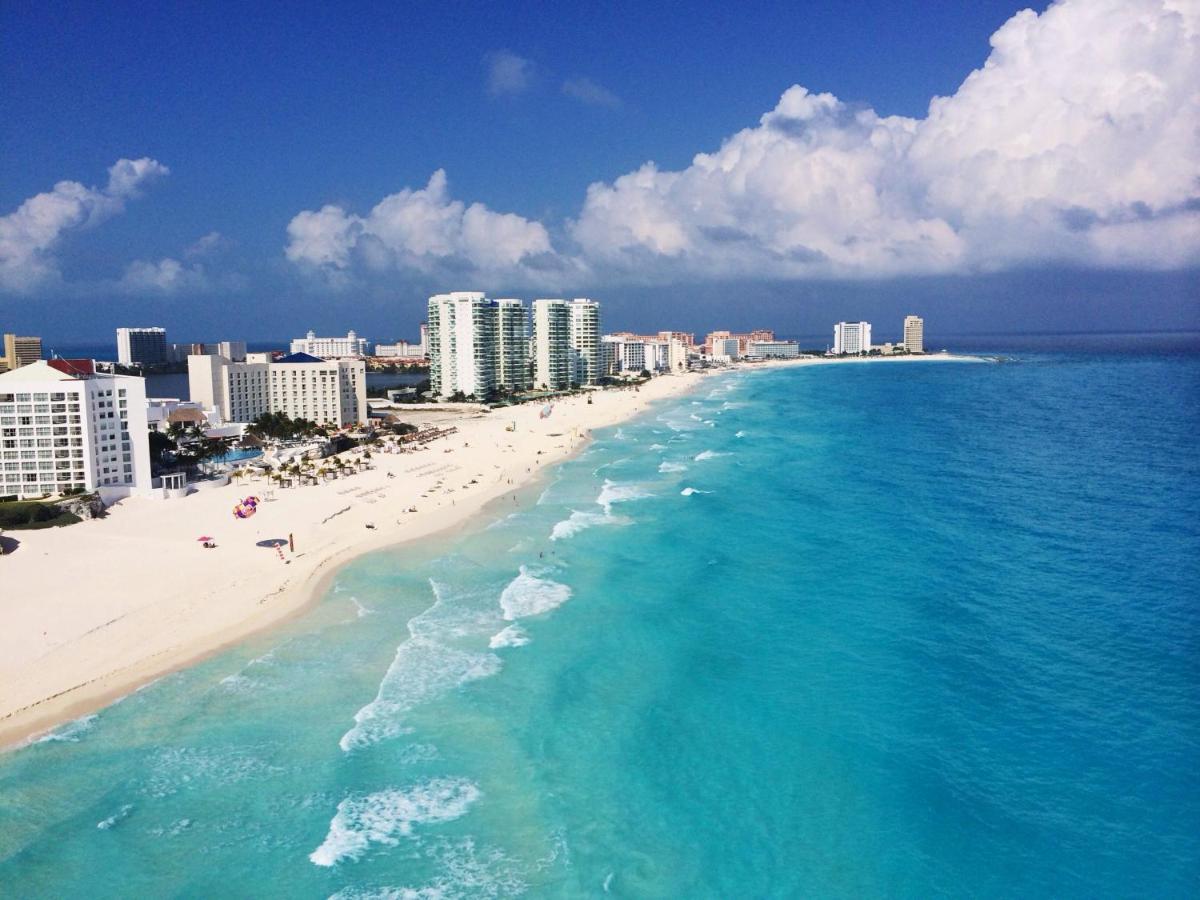 Pensión Oceanfront El Mechokan Cancún