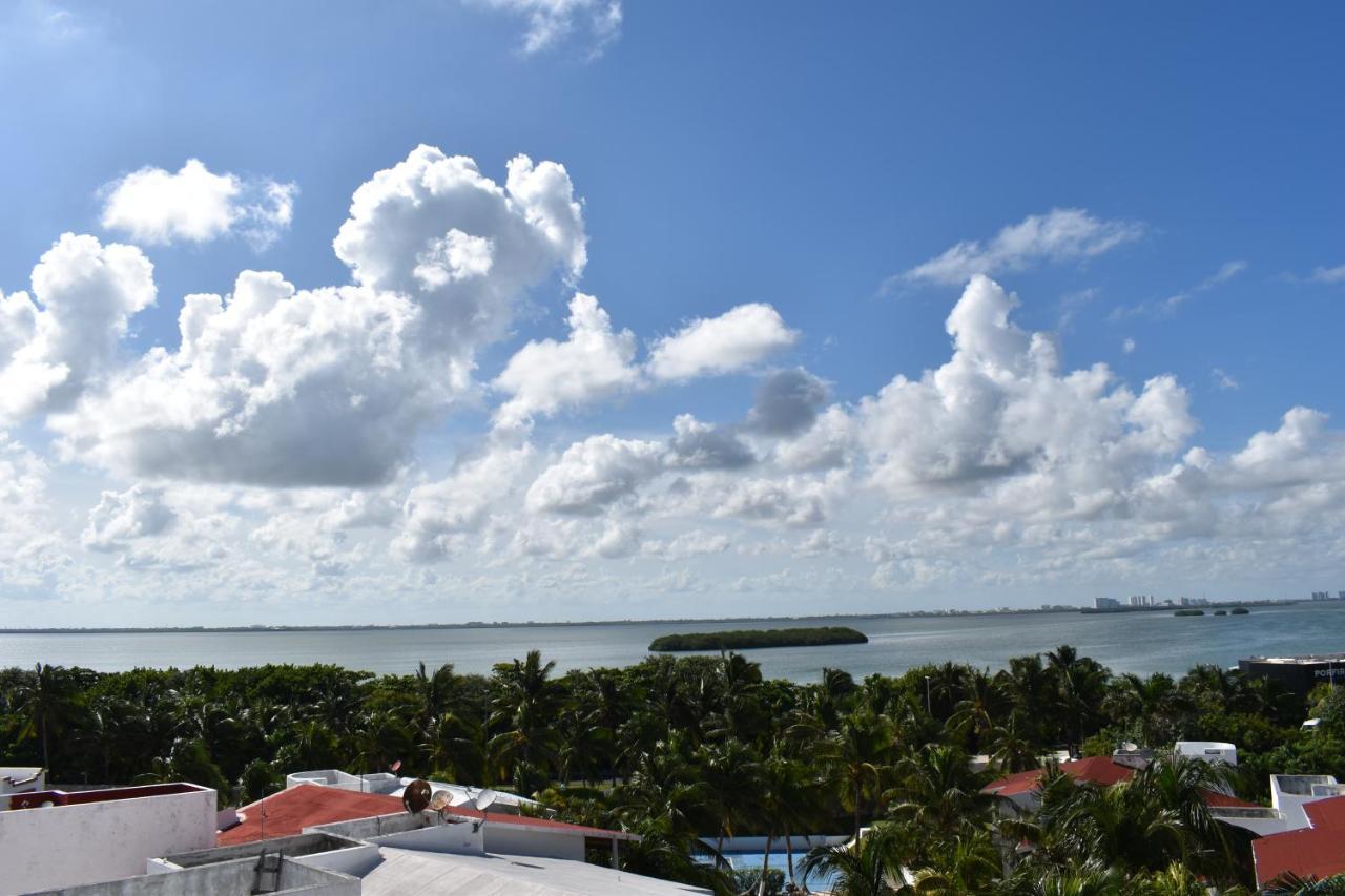 Quintas Del Seaside Apartment Cancun