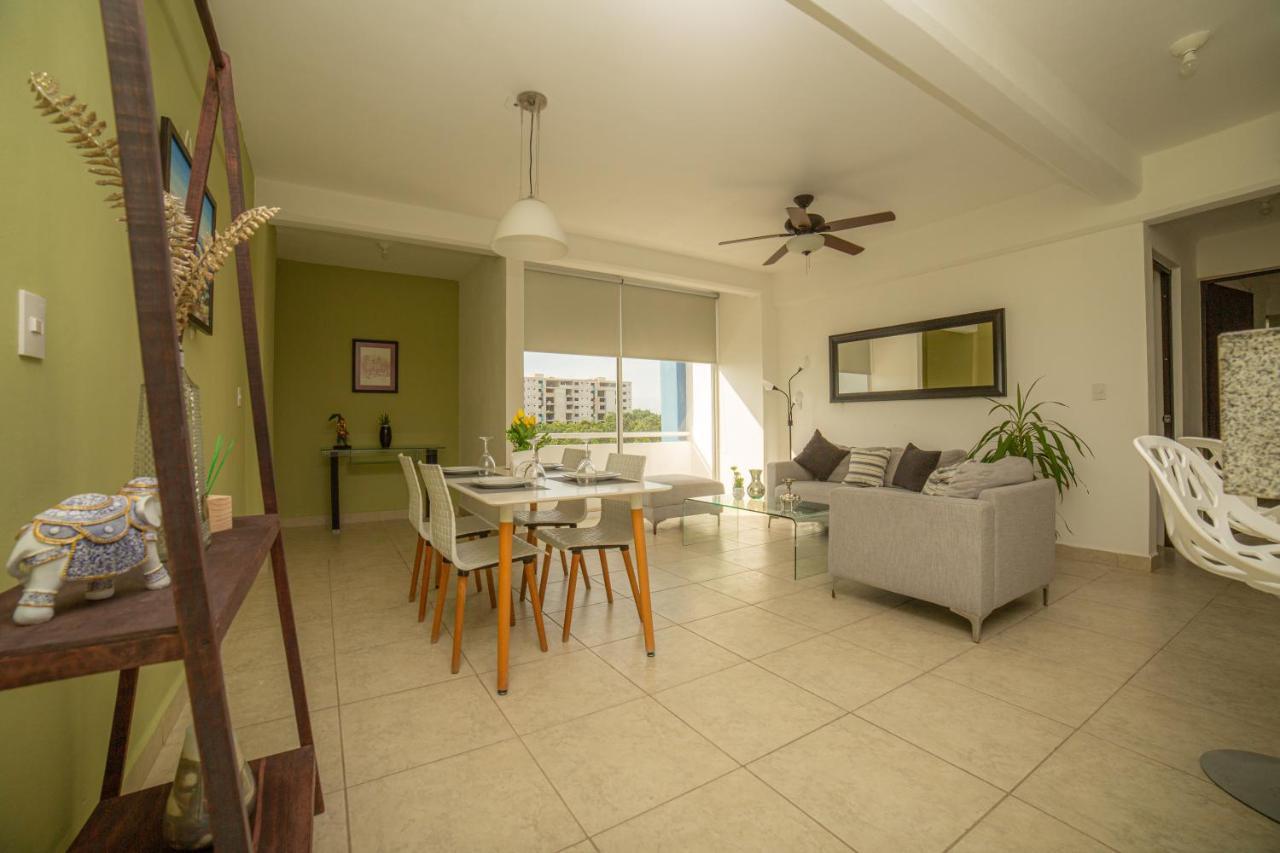 Liverte Condos- Downtown With Pool Apartment *