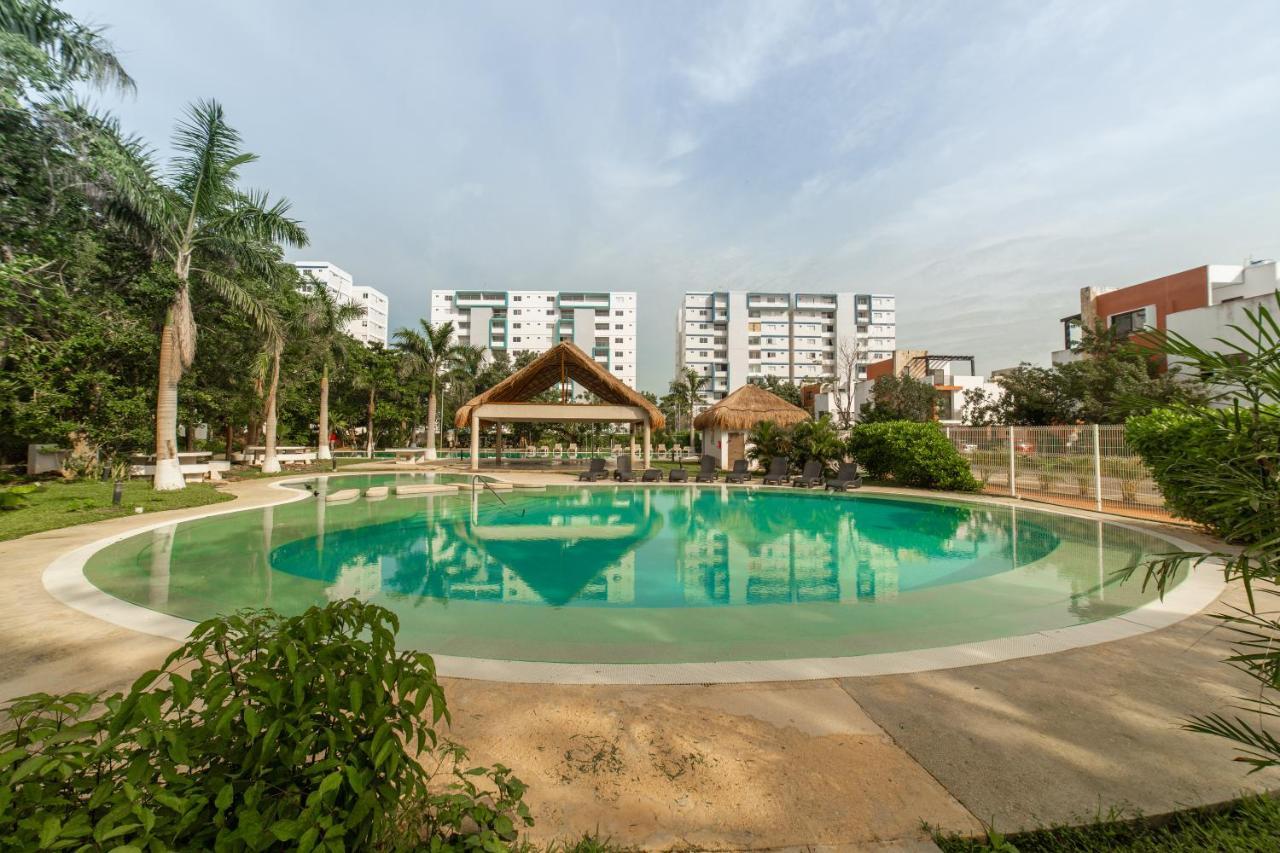 Apartment Liverte Condos- Downtown With Pool Cancun
