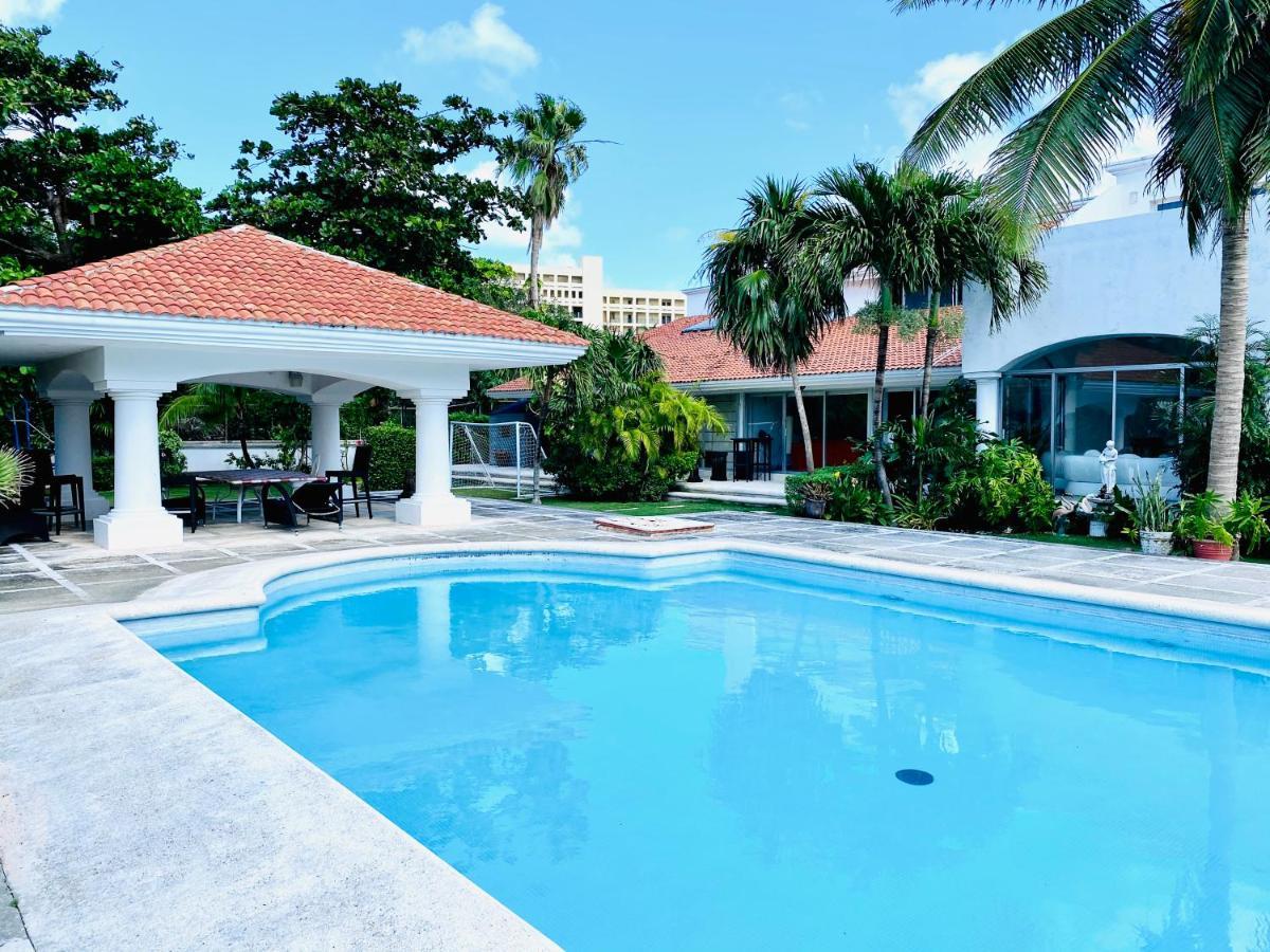 Casa Blanca Zh Kukulkán Mall Сasa de vacaciones Cancún