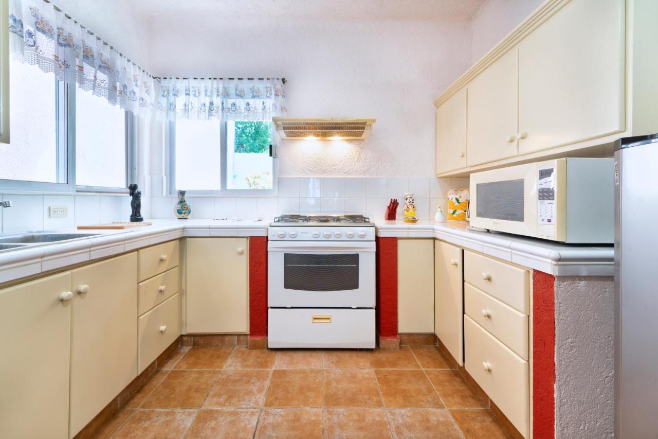 Tata & Nana's - 3bdrm Private House *