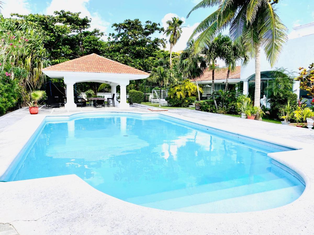 Casa Blanca Zh Kukulkán Mall Сasa de vacaciones Cancún