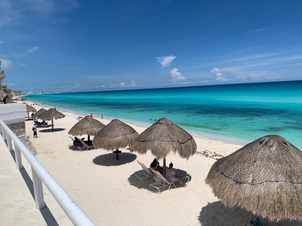 Luxury 2 Bedroom Apartamento *