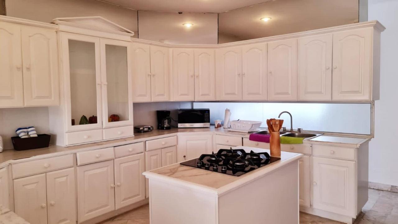 Casa Blanca Zh Kukulkán Mall * Cancún