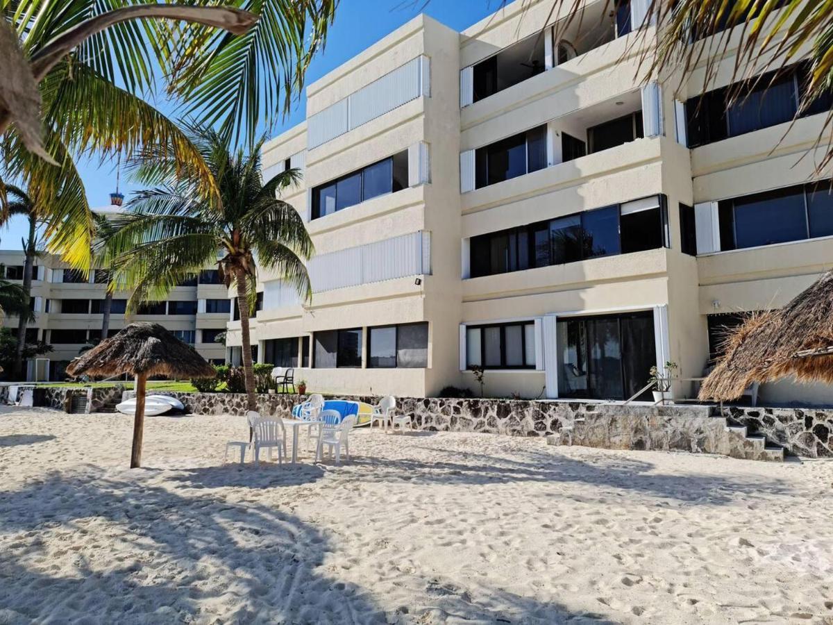 Sea Front 2br 2bth Condo, Pool, Kayak And Parking Apartment *