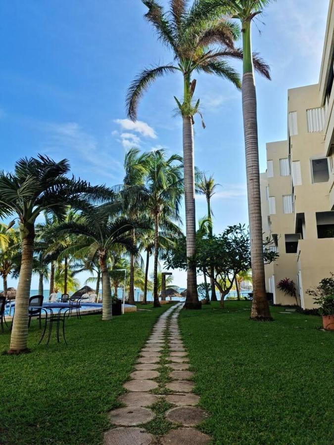 Sea Front 2br 2bth Condo, Pool, Kayak And Parking * Cancun