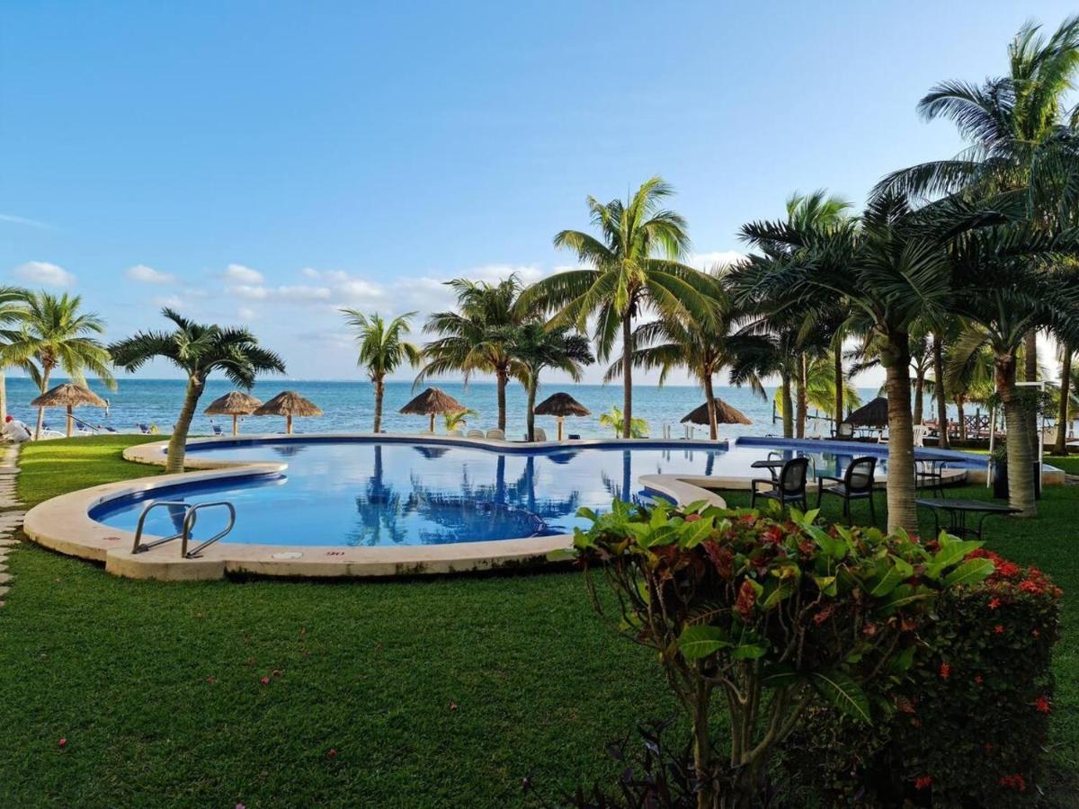 Sea Front 2br 2bth Condo, Pool, Kayak And Parking Apartment