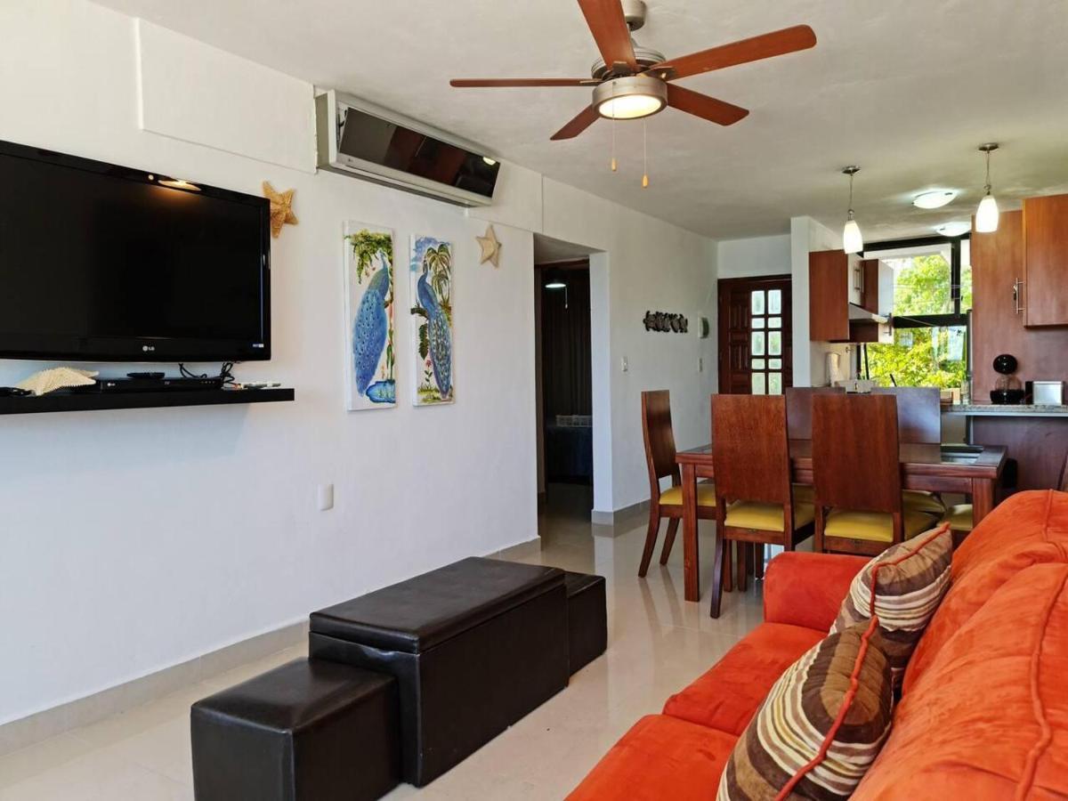 Sea Front 2br 2bth Condo, Pool, Kayak And Parking Apartment