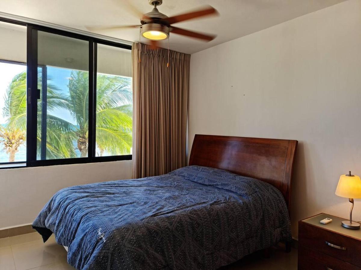 Sea Front 2br 2bth Condo, Pool, Kayak And Parking * Cancun