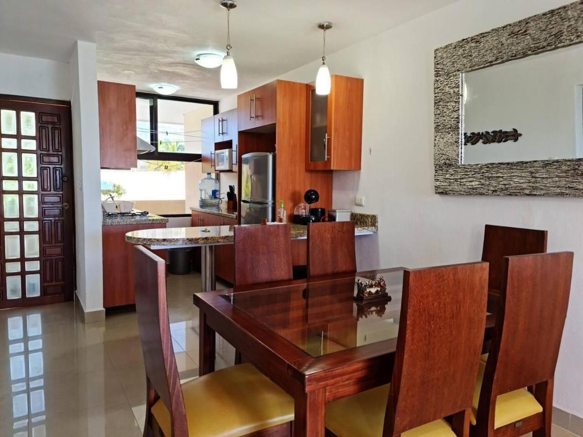 Apartment Sea Front 2br 2bth Condo, Pool, Kayak And Parking Cancun