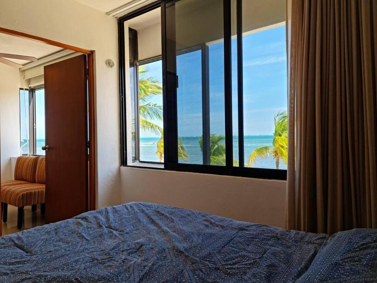 Sea Front 2br 2bth Condo, Pool, Kayak And Parking * Cancun