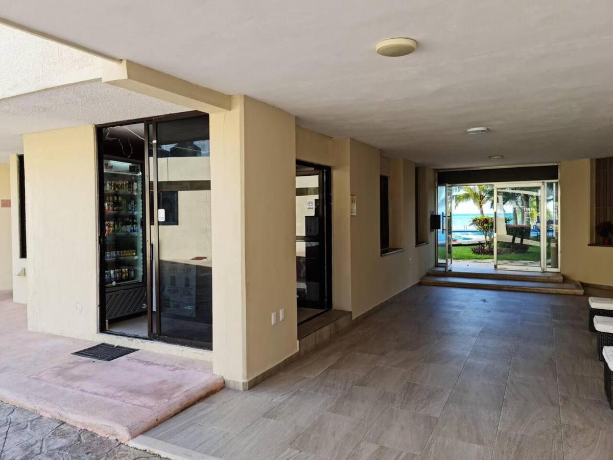 Apartment Sea Front 2br 2bth Condo, Pool, Kayak And Parking *