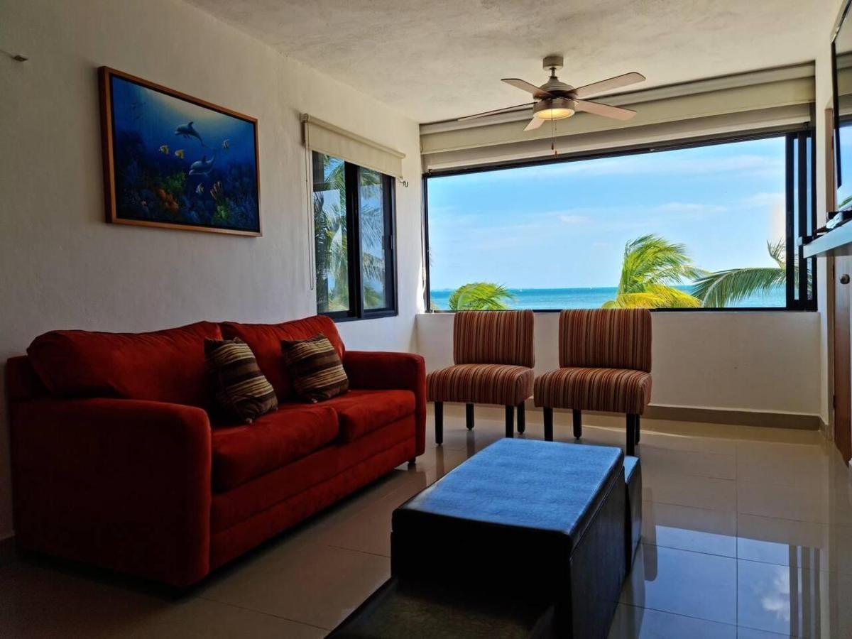 Apartment Sea Front 2br 2bth Condo, Pool, Kayak And Parking