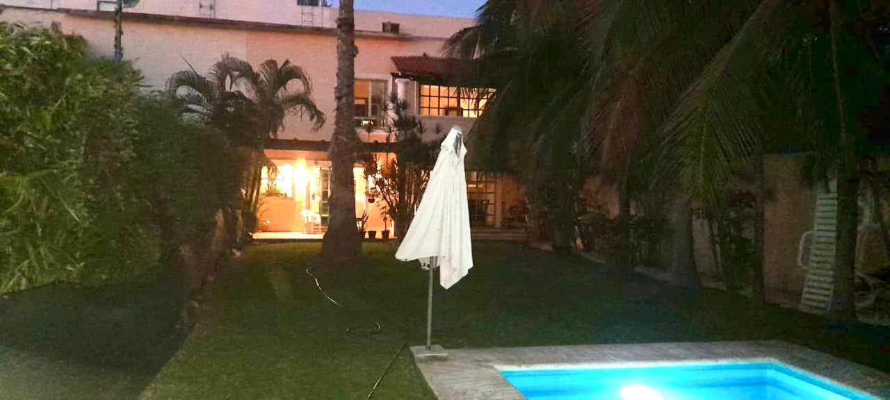 Homestay La Maison Bleue *