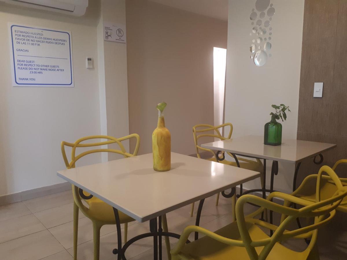 Brisas 10 Beachside *