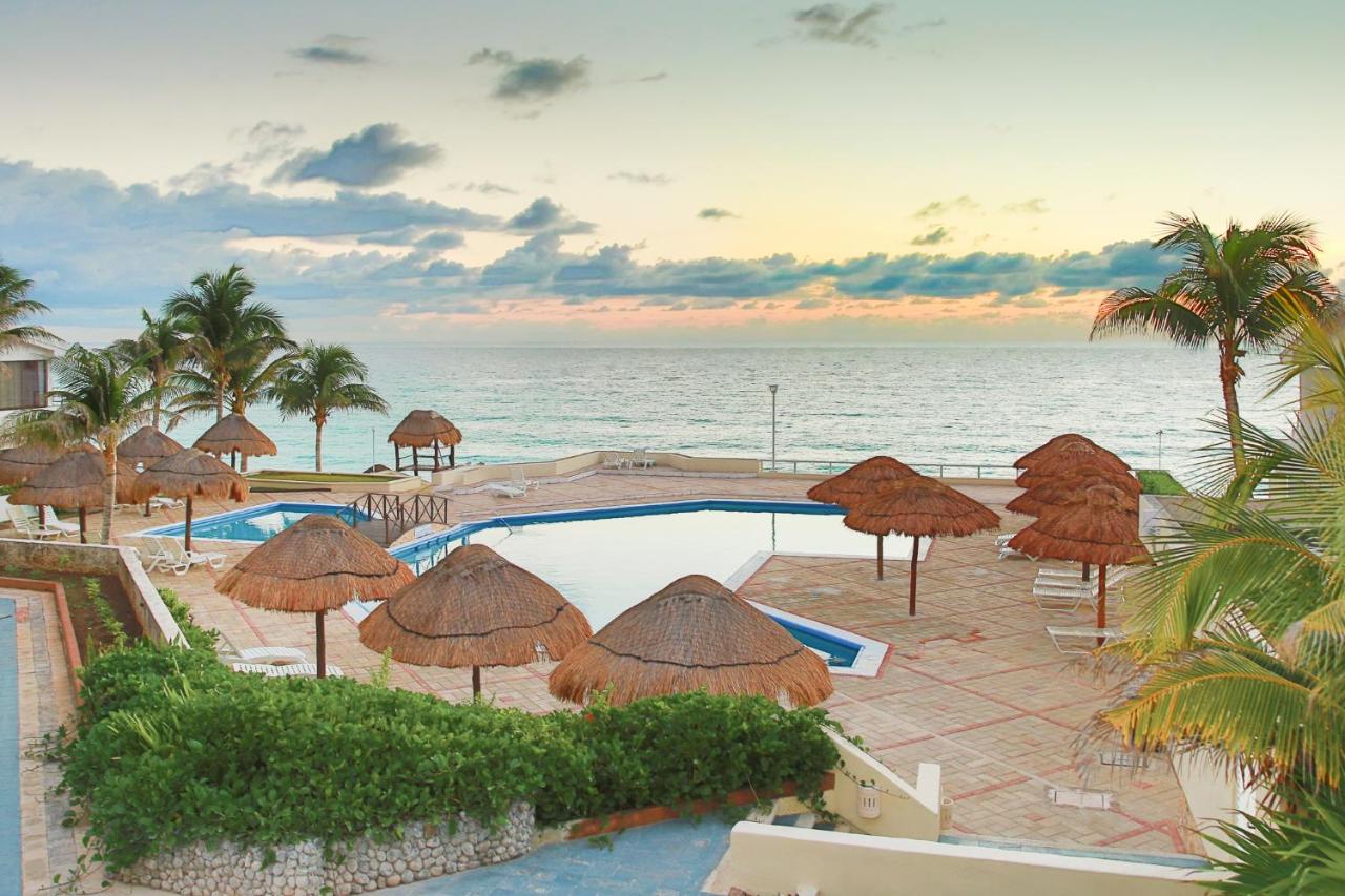 Penthouse Spectacular Ocean View Terrace Brisas Zone * Cancun