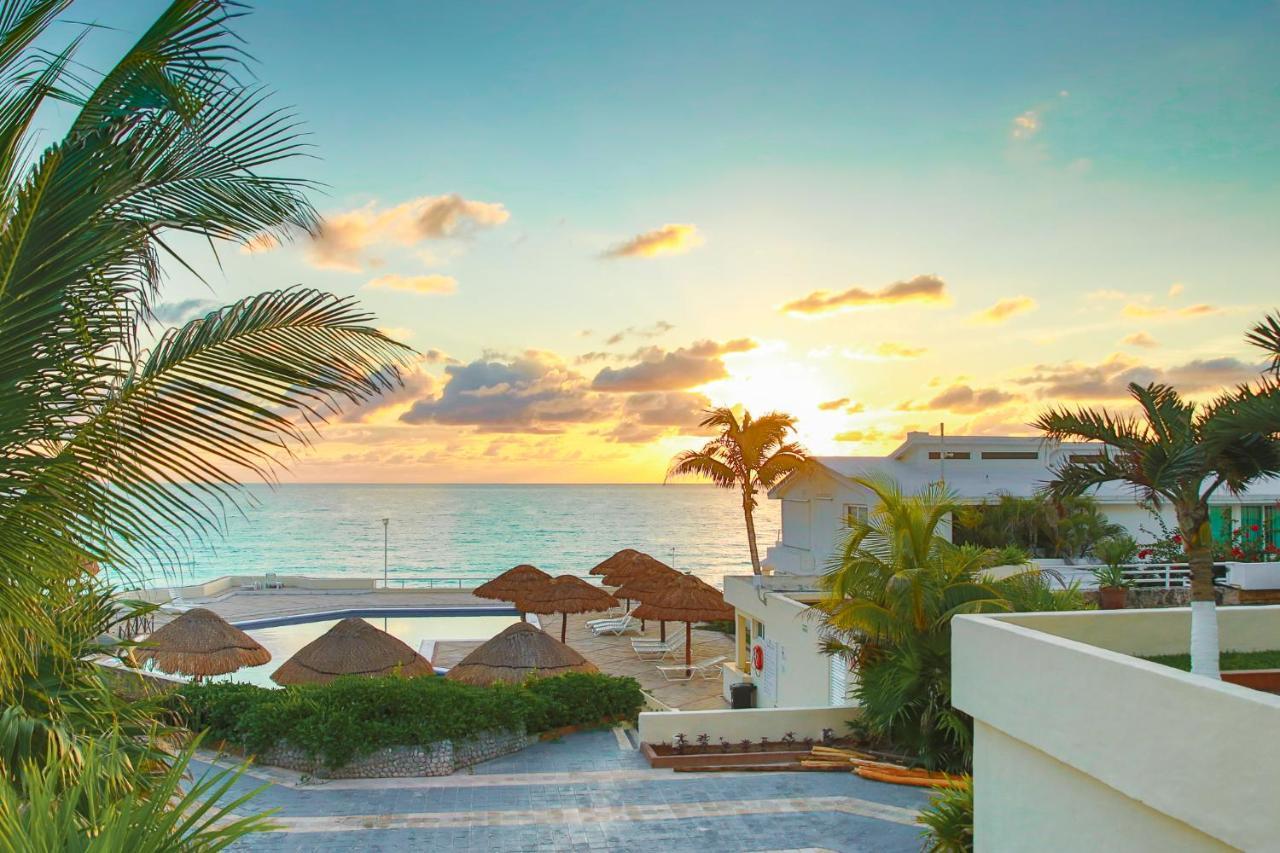 Penthouse Spectacular Ocean View Terrace Brisas Zone Cancun