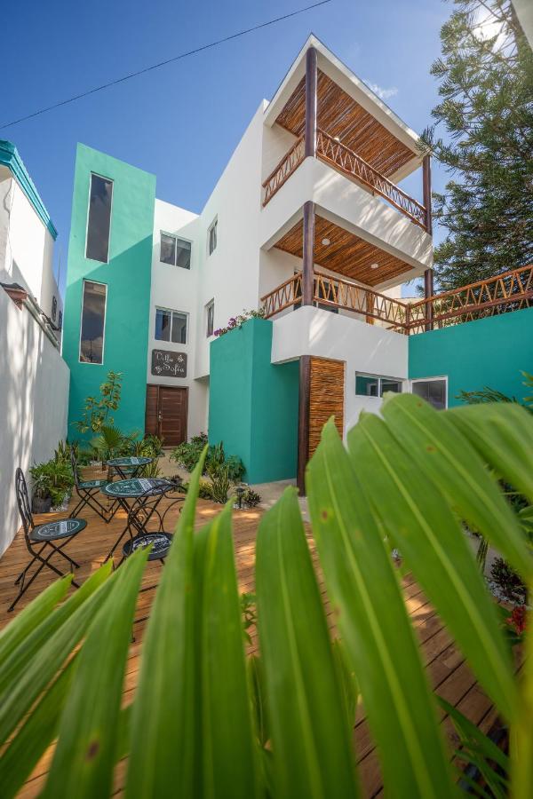 Sofía Apartahotel 4*
