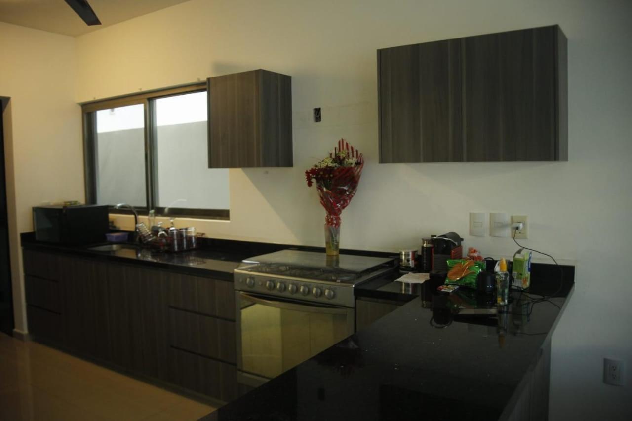 Casa En Residencial De Lujo, 3 Habitaciones, Confort, Seguridad Y Ubicación * Cancún