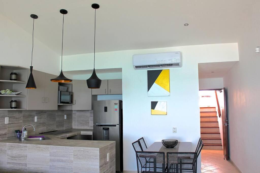 Beachfront Ph+Roof Garden, Ocean & Lagoon Views