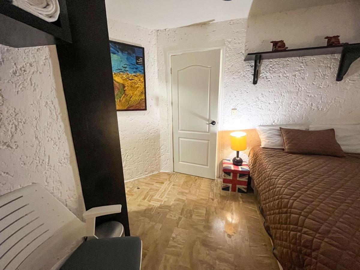 1 In Zona Hotelera *