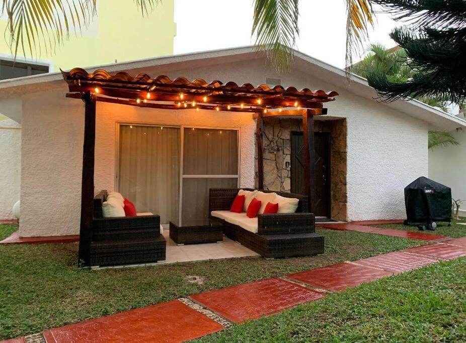 Villa En Laguna Cerca Del Mar Zona Hotelera Cancún